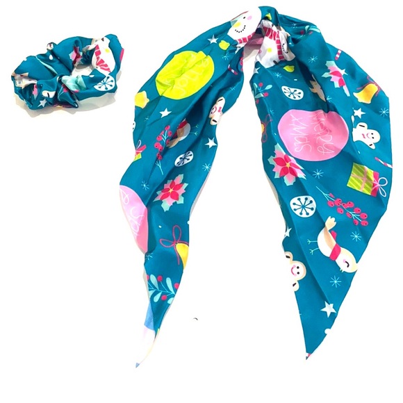 Christmas Holiday Scarf Scrunchie Ponytail Holder 2 in 1 Bird Gingerbread - Picture 4 of 5